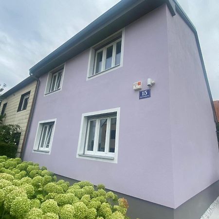 Einfamillienhaus Apartment Rustenfeld Bagian luar foto