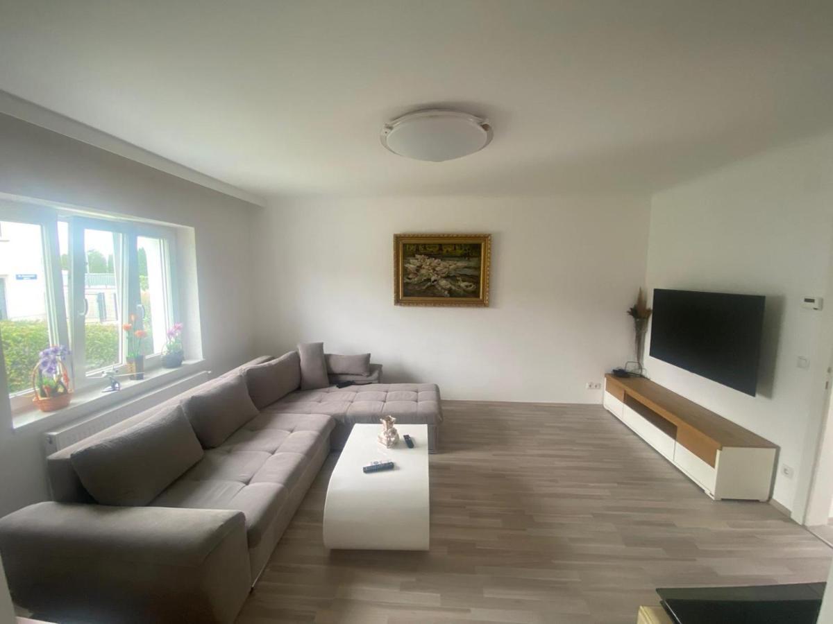 Einfamillienhaus Apartment Rustenfeld Bagian luar foto